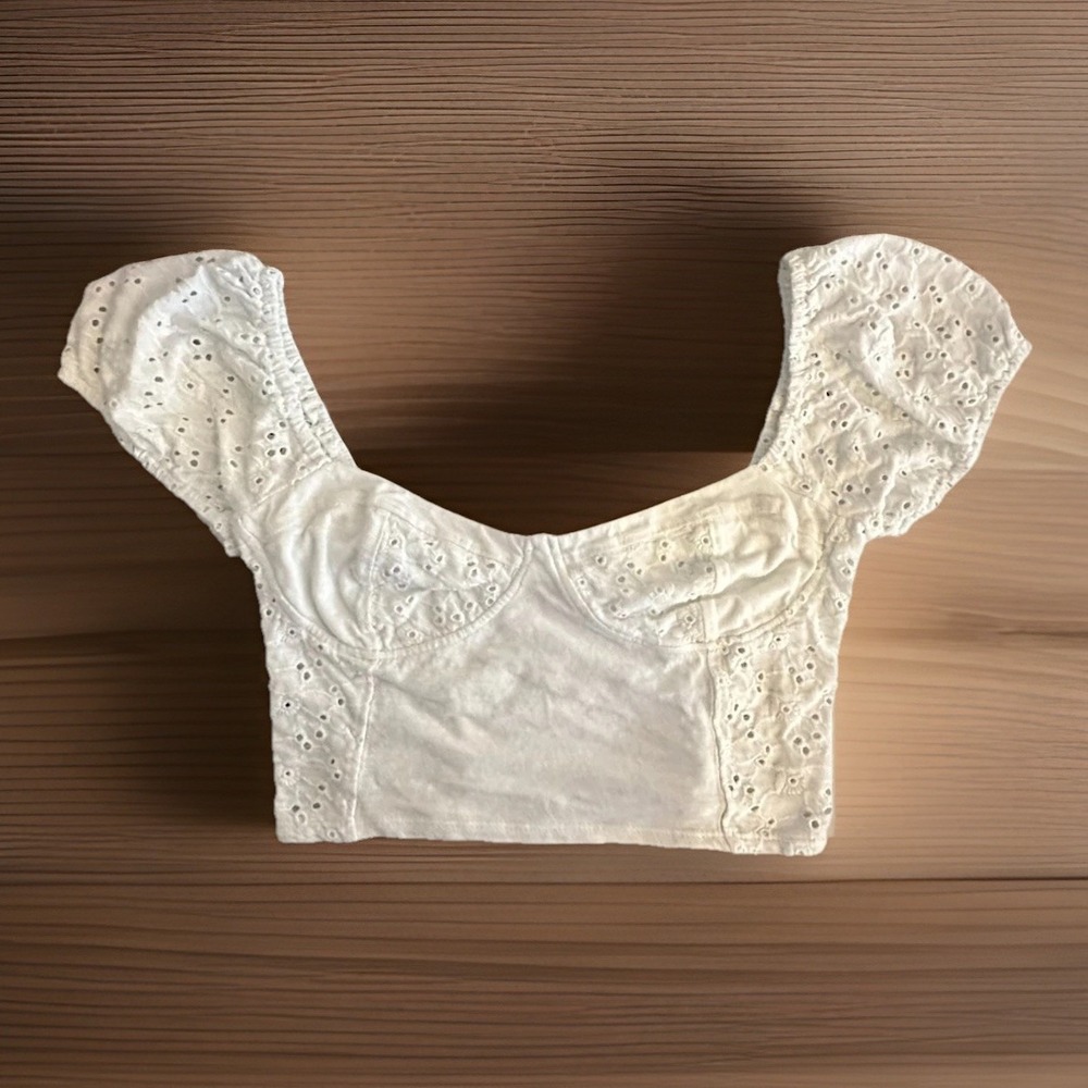 White‎ Eyelet Milkmaid Crop Top Cottagecore Coquette Prairie Peasant Blouse M